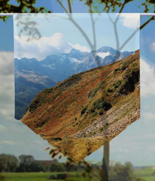 Farbenherbst in den Bergen Scheibenhänger mit Spitze